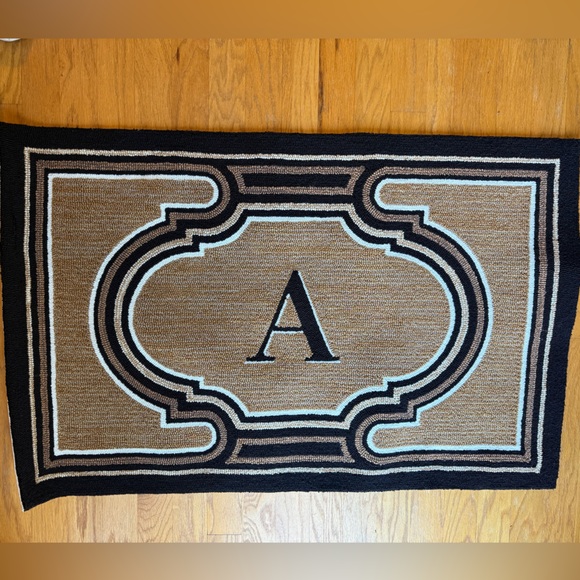 Frontgate Monogram Rug  'A' - NWT - Picture 3 of 15
